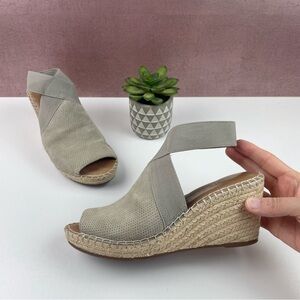Gentle Souls Kenneth Cole Colleen Leather Gray Tan Espadrille Wedge Sandals